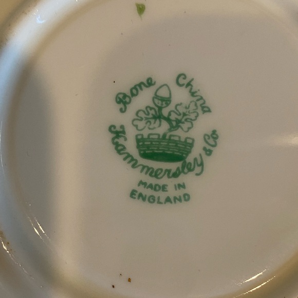 EUC VTG HAMMERSLEY BONE CHINA TEACUP AND SAUCER WITH A BEAUTIFUL FLORAL PATTERN - Picture 11 of 11